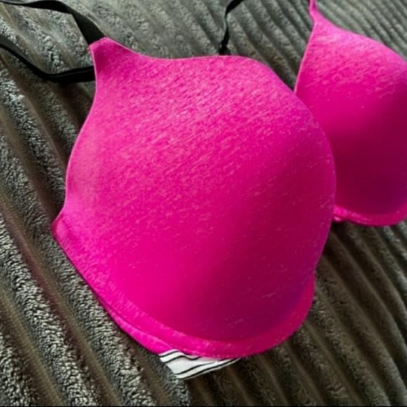 🖤💗🖤 Victoria Secret Uplift Semi Demi 34DD Hot Pink w/black Straps - Picture 2 of 5